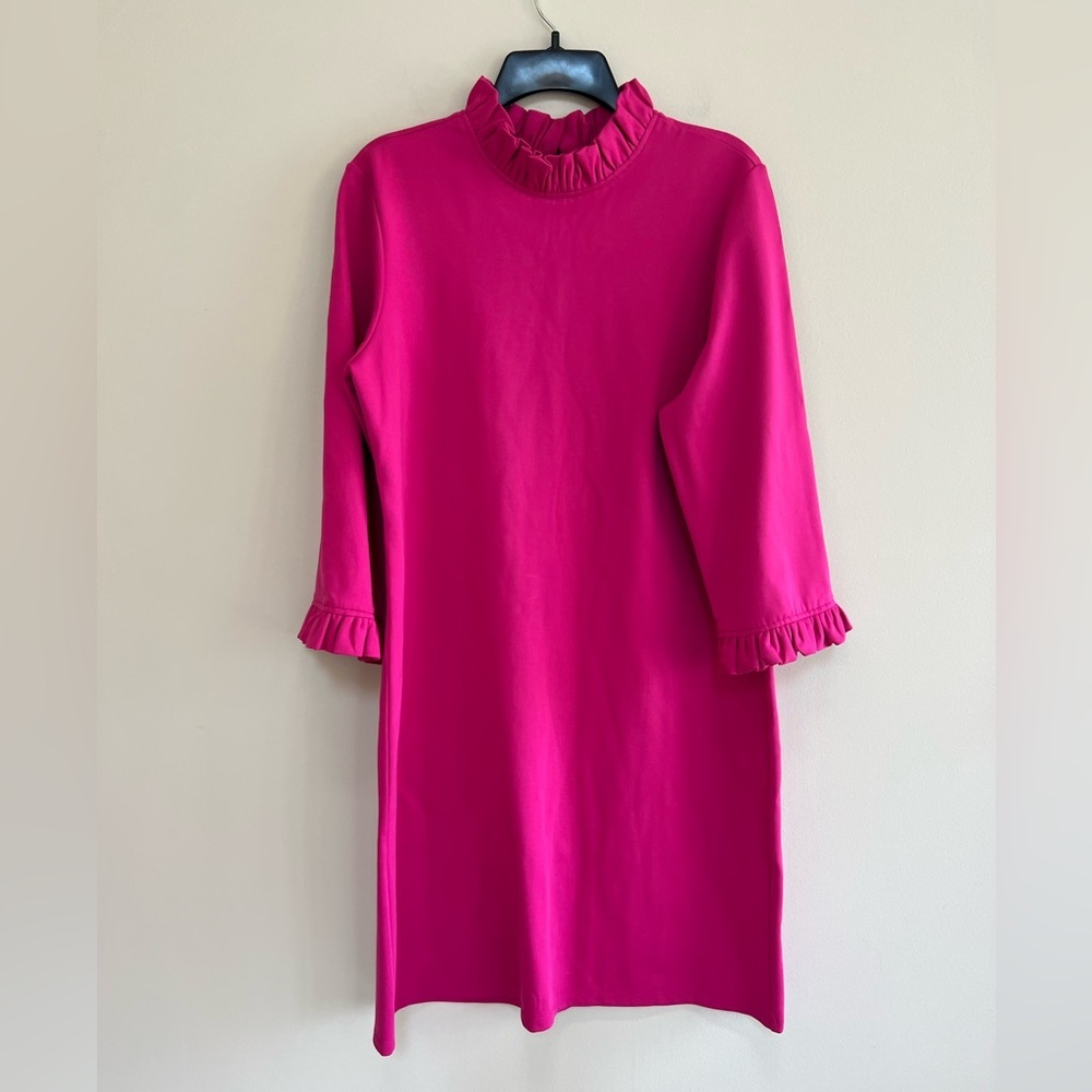 Jude Connally Ruffled Neck and Cuff Short Shift Dress in Fuschia Pink, size L